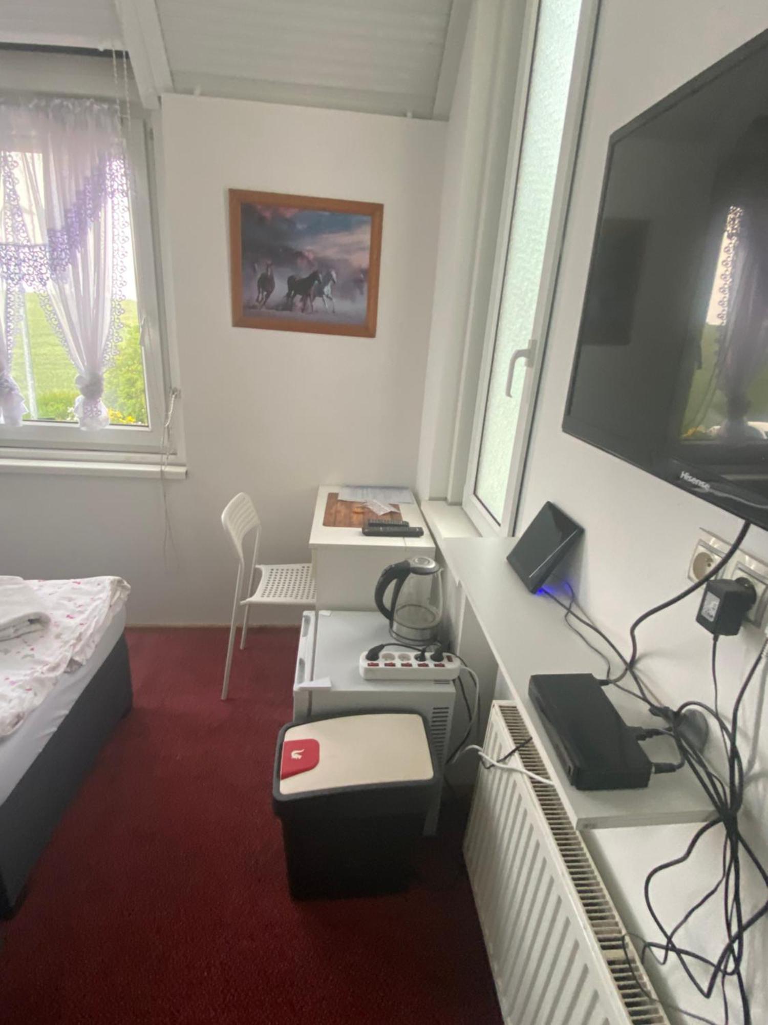 Homestay U Hanky Здиби Екстер'єр фото